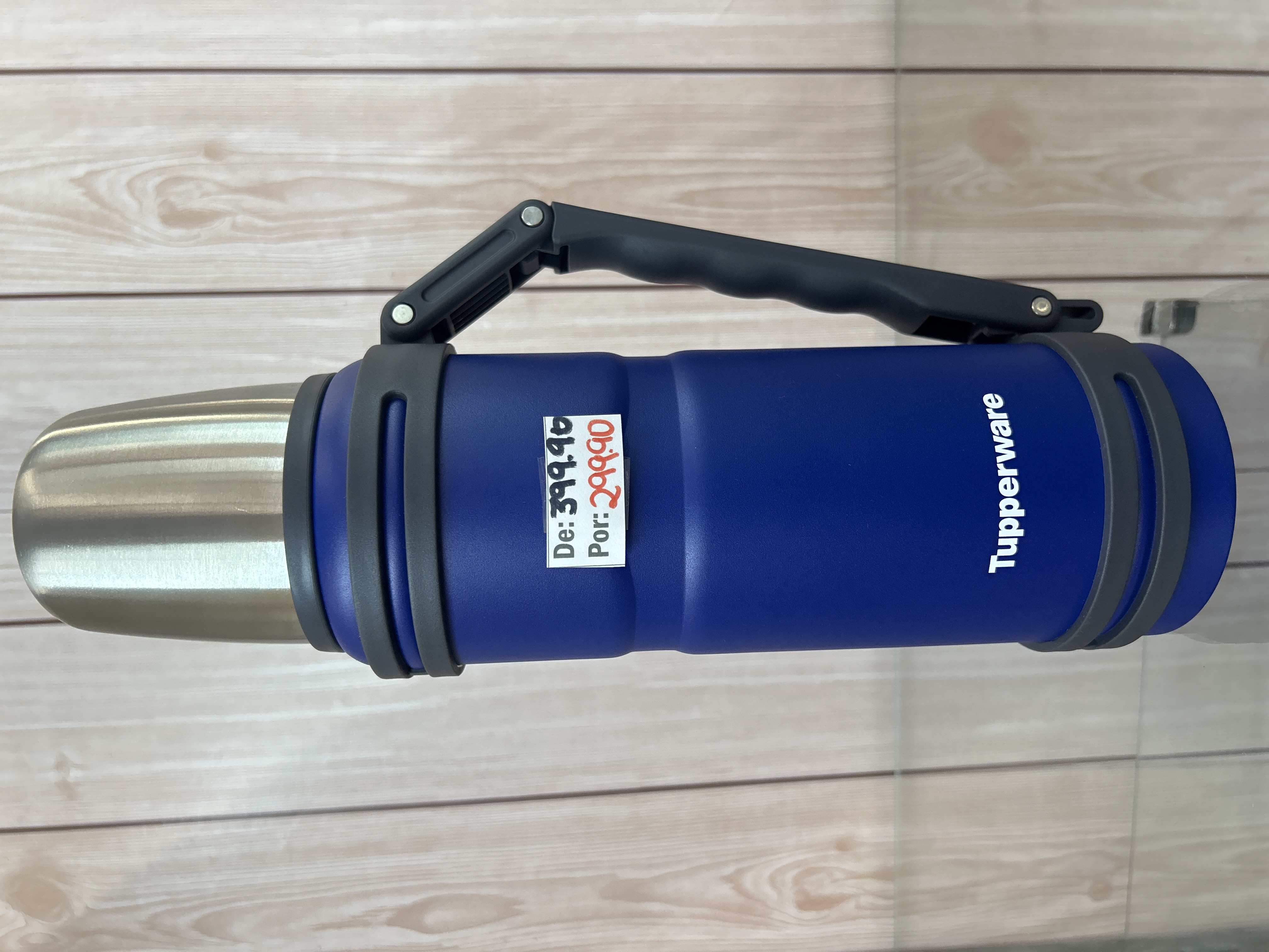 Garrafa Térmica da Tupperware.