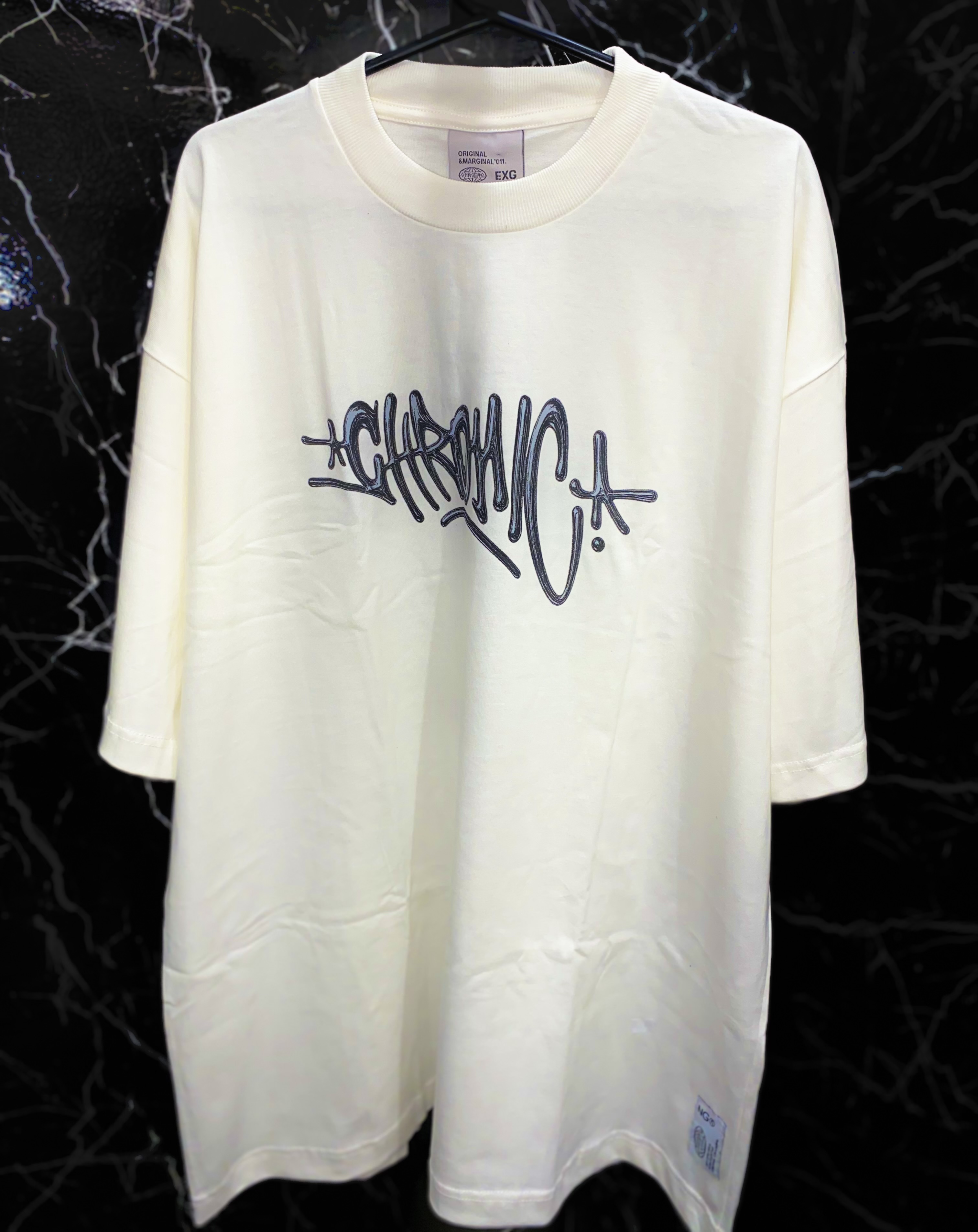 Camiseta CHRONIC oversized
